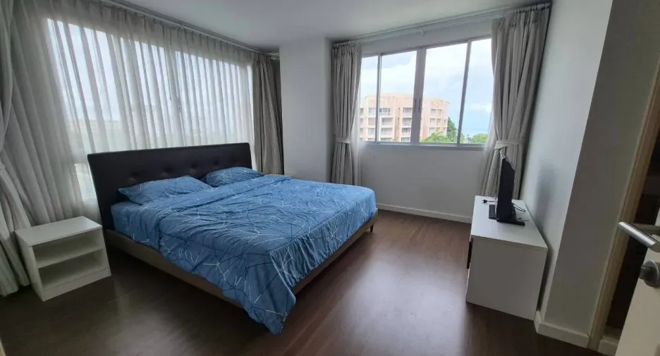 For rent 2 bedrooms condo in Hua Hin, Prachuap Khiri Khan