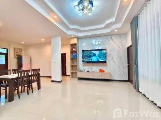 À louer 3 chambres villa à Bang Saray, Pattaya