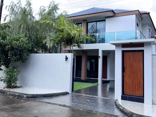 Casa en alquiler de 2 habitaciones en Mueang Phuket, Phuket