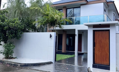 Casa en alquiler de 2 habitaciones en Mueang Phuket, Phuket