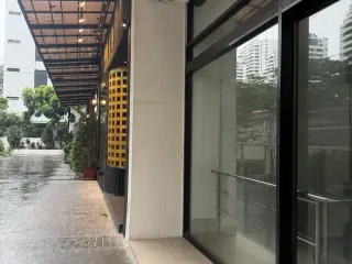 For rent retail Space in Watthana, Bangkok