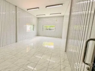 出租 仓库 在 Pak Kret, Nonthaburi