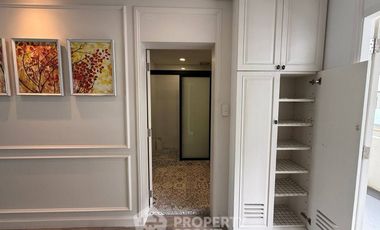 For rent 2 bedrooms condo in Phra Khanong, Bangkok