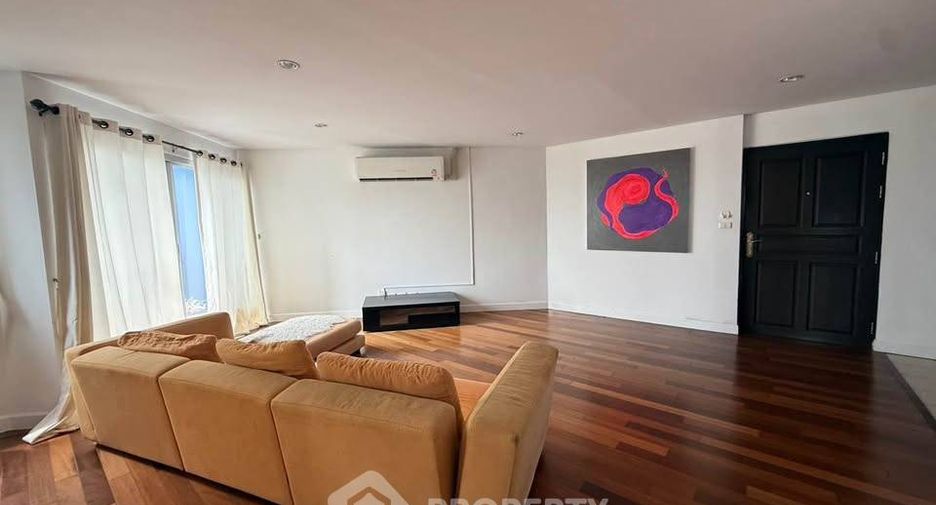 For sale 2 bedrooms condo in Yan Nawa, Bangkok