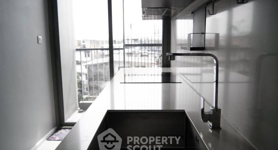 For rent 1 bed condo in Sathon, Bangkok