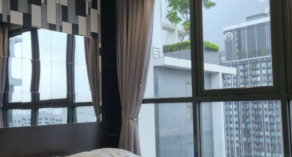 For rent and for sale 1 bed condo in Huai Khwang, Bangkok
