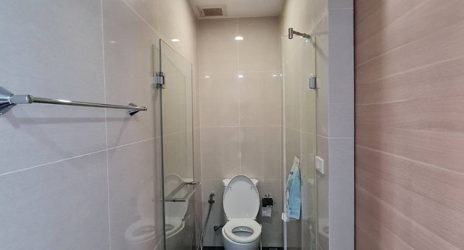 Condo en venta de 2 habitaciones en Khlong Toei, Bangkok
