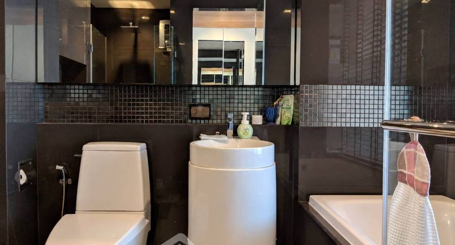 Wohnung zur Miete und zum Kauf mit 2 Zimmer in Sathon, Bangkok