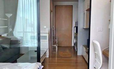 À vendre 1 chambre condo à Sathon, Bangkok