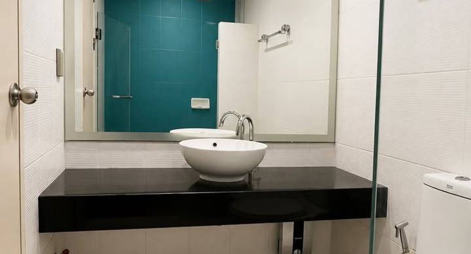 À vendre 1 chambre condo à Sathon, Bangkok