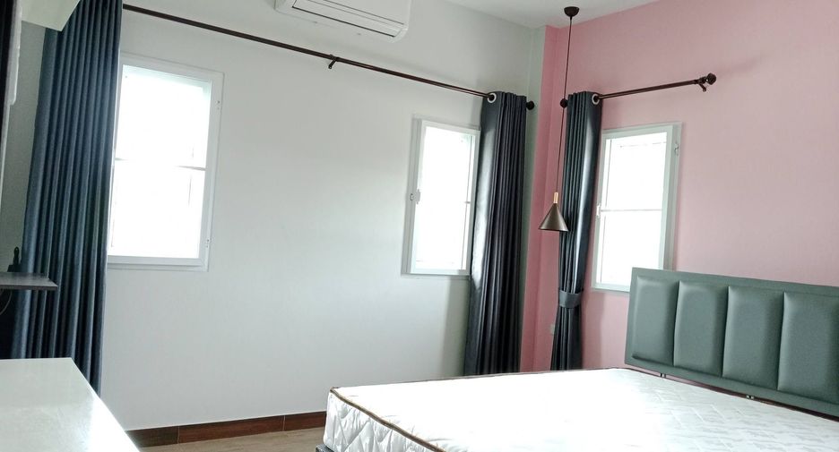Продажа 4 спальни дом в Huay Yai, Паттайя