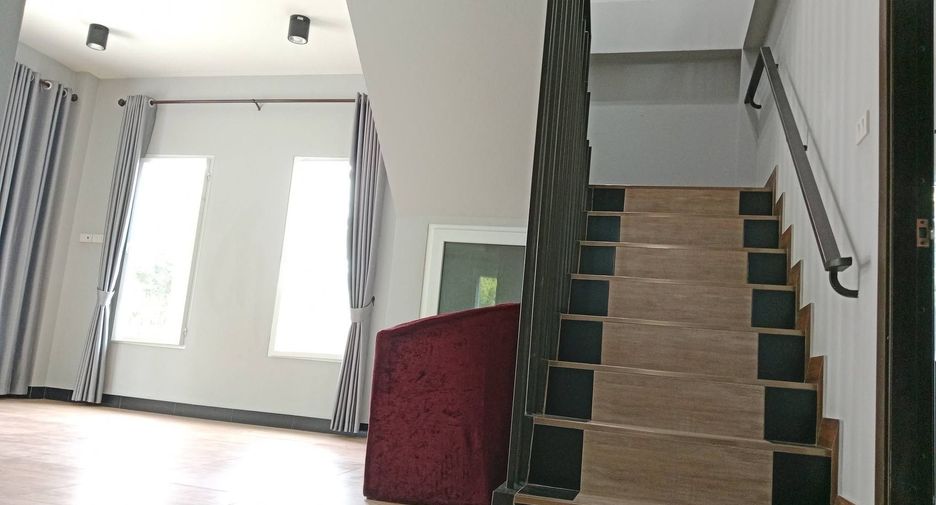 Продажа 4 спальни дом в Huay Yai, Паттайя