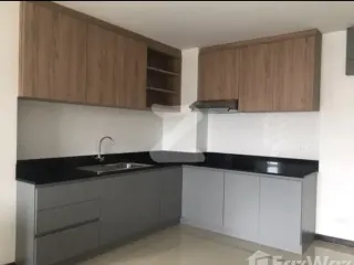 For rent 2 bedrooms condo in Wang Thonglang, Bangkok