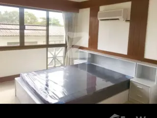 For rent 2 bedrooms condo in Wang Thonglang, Bangkok