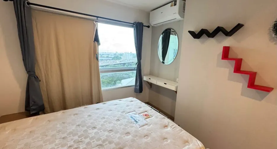 For rent 1 bed condo in Huai Khwang, Bangkok