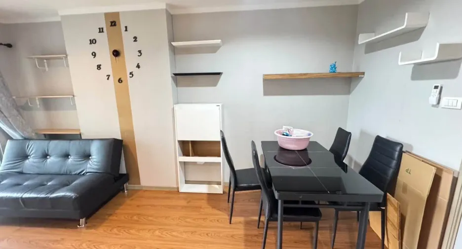 For rent 1 bed condo in Huai Khwang, Bangkok