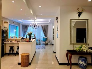 À louer 3 chambres villa à Mueang Phuket, Phuket