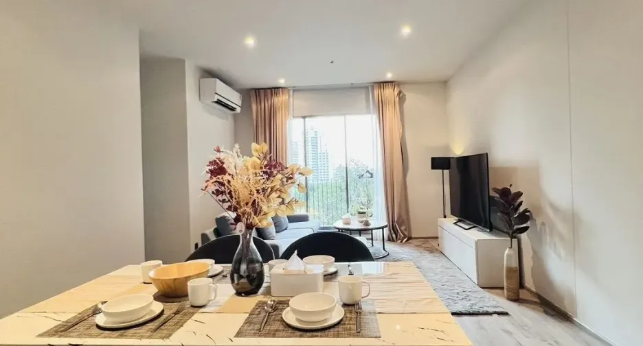 For rent 2 bedrooms condo in Watthana, Bangkok