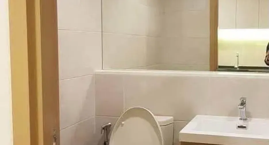 For rent 1 bed condo in Ratchathewi, Bangkok