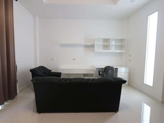 For rent 2 bedrooms house in Mueang Chiang Mai, Chiang Mai