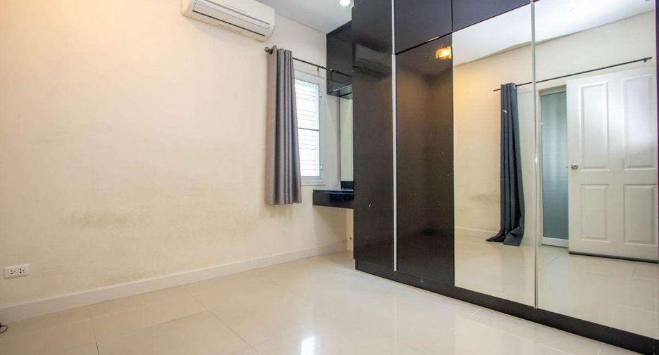 For rent 3 bedrooms house in Mueang Chiang Mai, Chiang Mai
