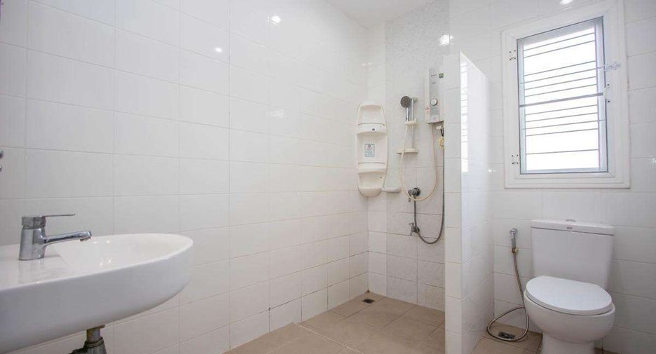 For rent 3 bedrooms house in Mueang Chiang Mai, Chiang Mai
