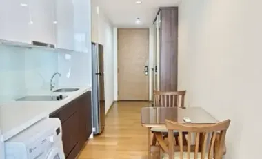 For rent 1 bed condo in Yan Nawa, Bangkok