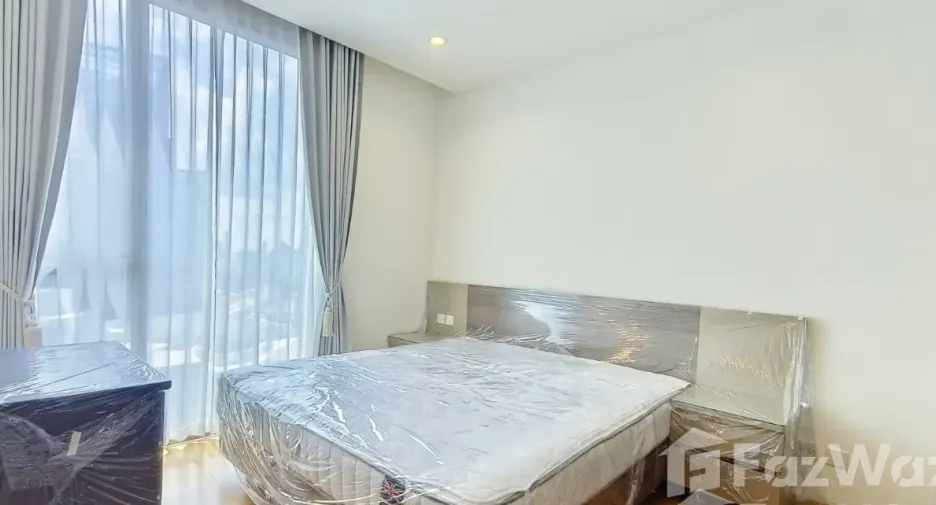 For rent 1 bed condo in Yan Nawa, Bangkok