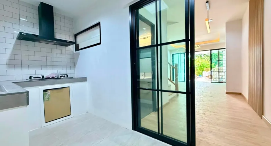 For sale 3 bedrooms townhouse in Mueang Phuket, Phuket
