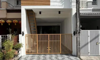 For sale 3 bedrooms townhouse in Mueang Phuket, Phuket