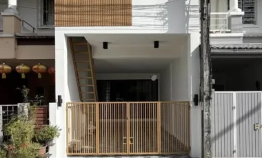 Casa adosada en venta de 3 habitaciones en Mueang Phuket, Phuket