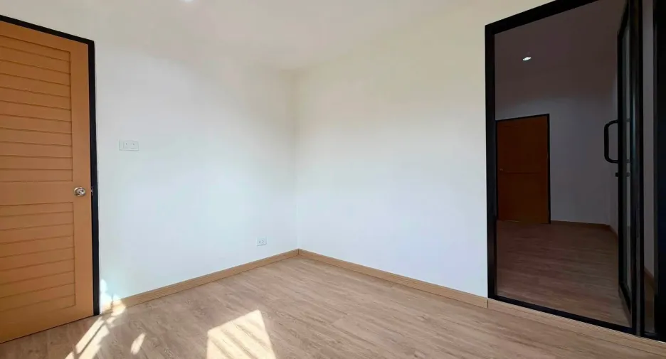 For sale 3 bedrooms townhouse in Mueang Phuket, Phuket