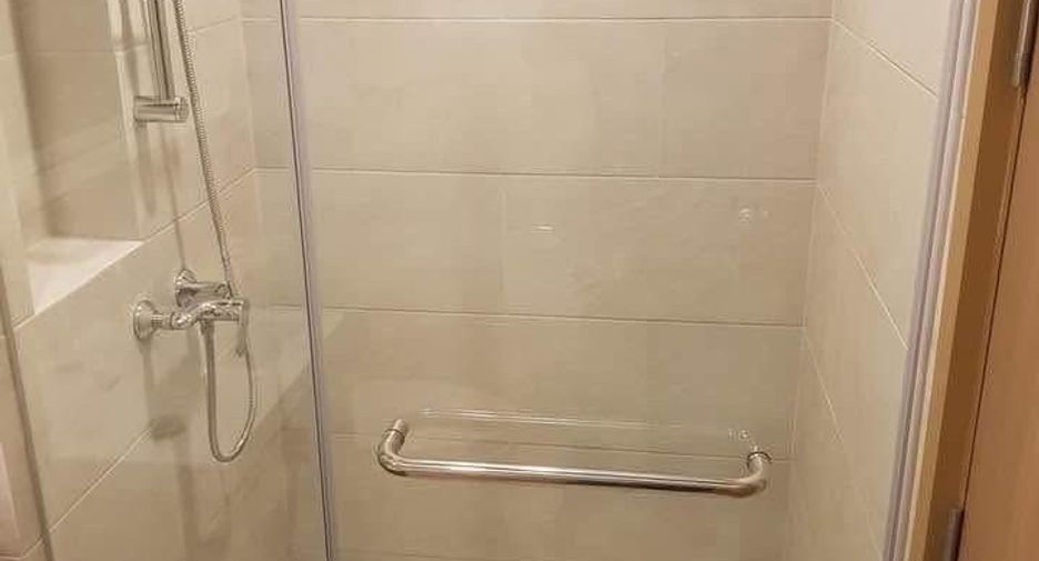 For rent 1 bed condo in Ratchathewi, Bangkok