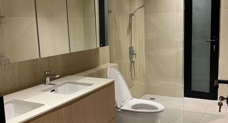 Haus zur Miete mit 5 Zimmer in Bang Phli, Samut Prakan