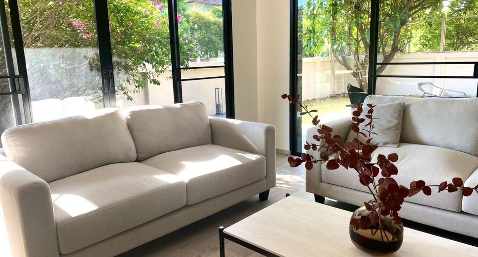 Haus zur Miete mit 5 Zimmer in Bang Phli, Samut Prakan