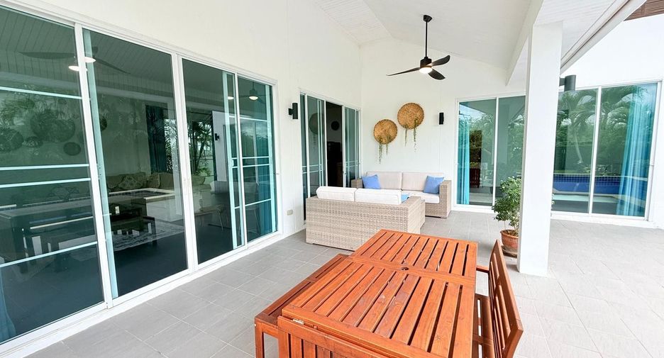 For sale 3 bedrooms villa in Hua Hin, Prachuap Khiri Khan