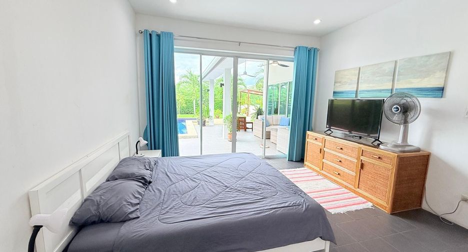 For sale 3 bedrooms villa in Hua Hin, Prachuap Khiri Khan