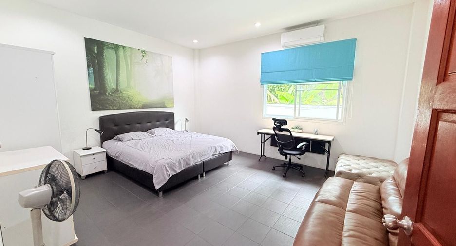 For sale 3 bedrooms villa in Hua Hin, Prachuap Khiri Khan