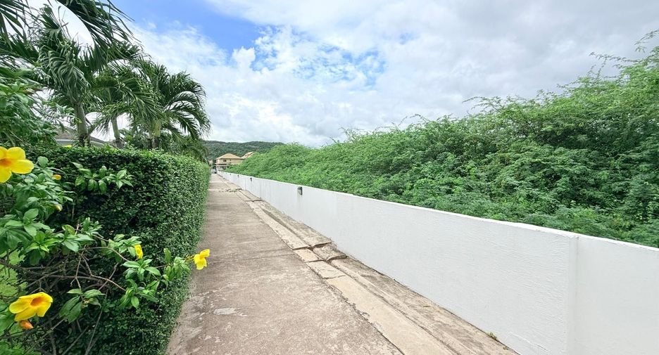 For sale 3 bedrooms villa in Hua Hin, Prachuap Khiri Khan