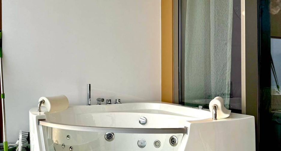 For rent そして for sale 2 ベッドルーム condo in Jomtien, Pattaya