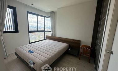 For rent 2 bedrooms condo in Huai Khwang, Bangkok