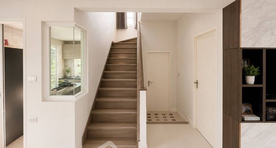 For rent 3 bedrooms house in Prawet, Bangkok