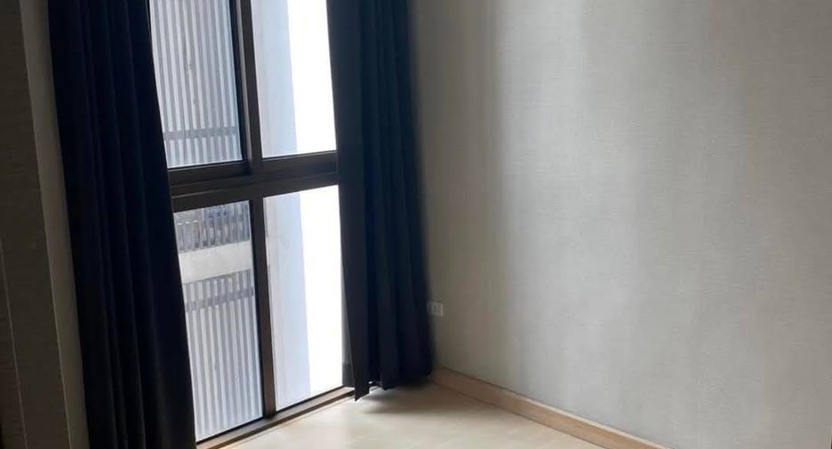 For rent 2 bedrooms condo in Bang Na, Bangkok