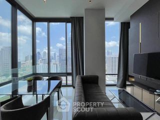 For rent 2 bedrooms condo in Bang Rak, Bangkok