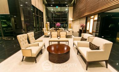 For rent 2 bedrooms condo in Sathon, Bangkok