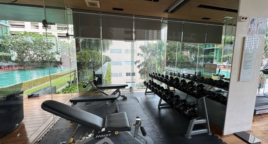 For rent 2 bedrooms condo in Watthana, Bangkok