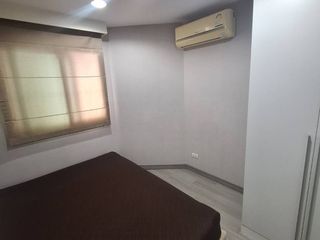 For rent 3 bedrooms condo in Huai Khwang, Bangkok