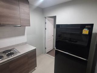 For rent 3 bedrooms condo in Huai Khwang, Bangkok