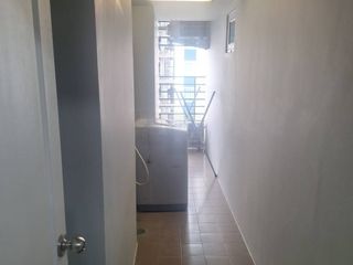 For rent 3 bedrooms condo in Huai Khwang, Bangkok