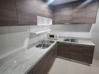 For rent 3 bedrooms condo in Huai Khwang, Bangkok